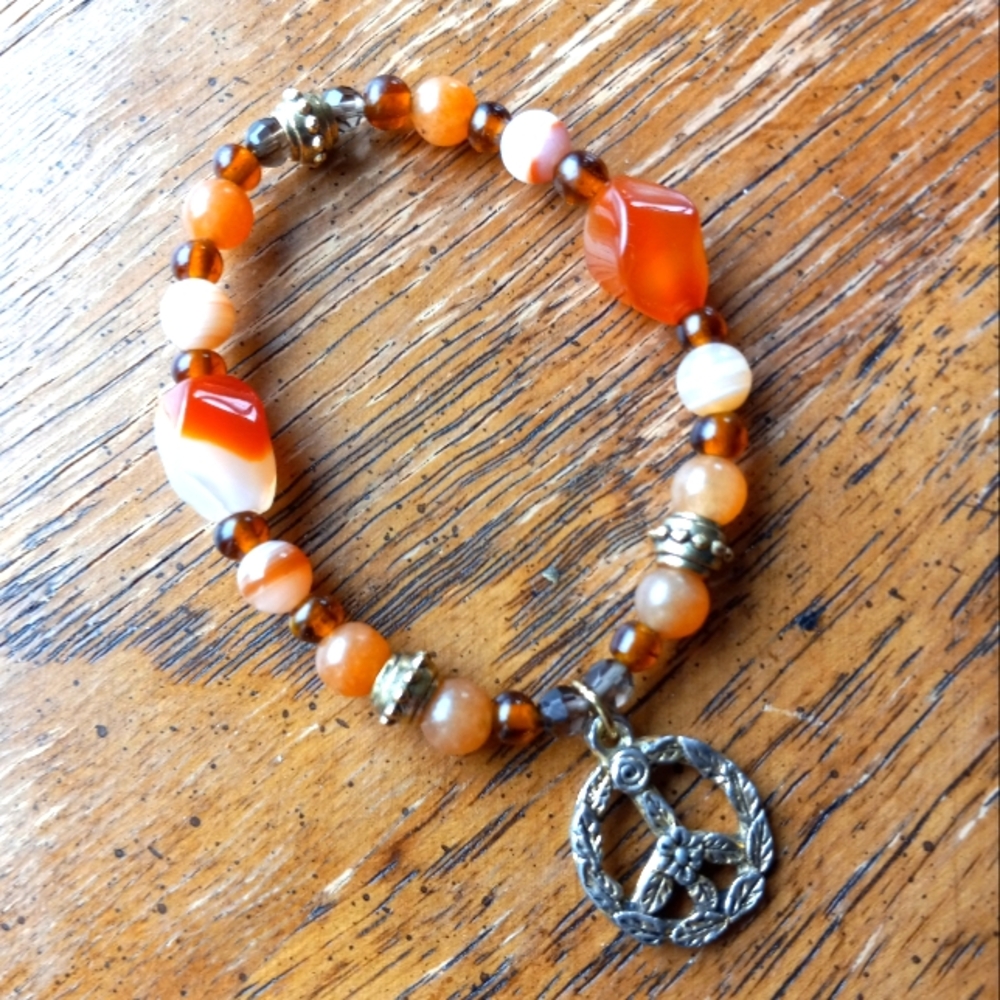 🍀Carnelian Crystal Bracelt!!!!
